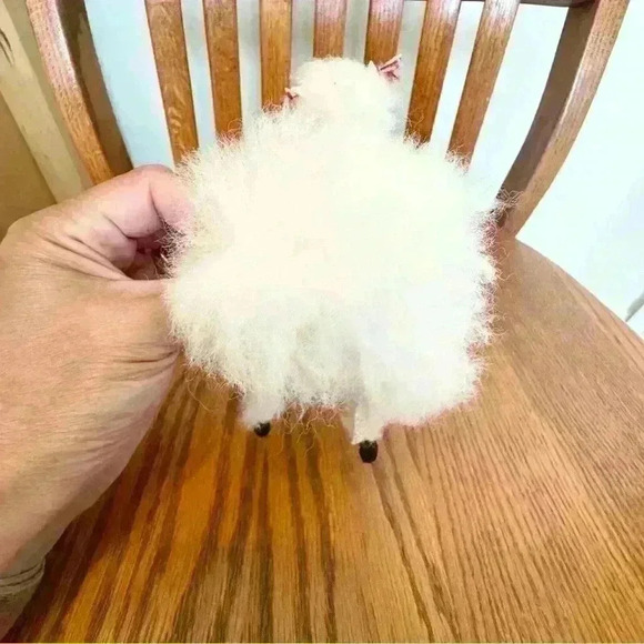 🌈 6/$60, Genuine 100% Llama Fur Toy, Handmade, White - Picture 6 of 7